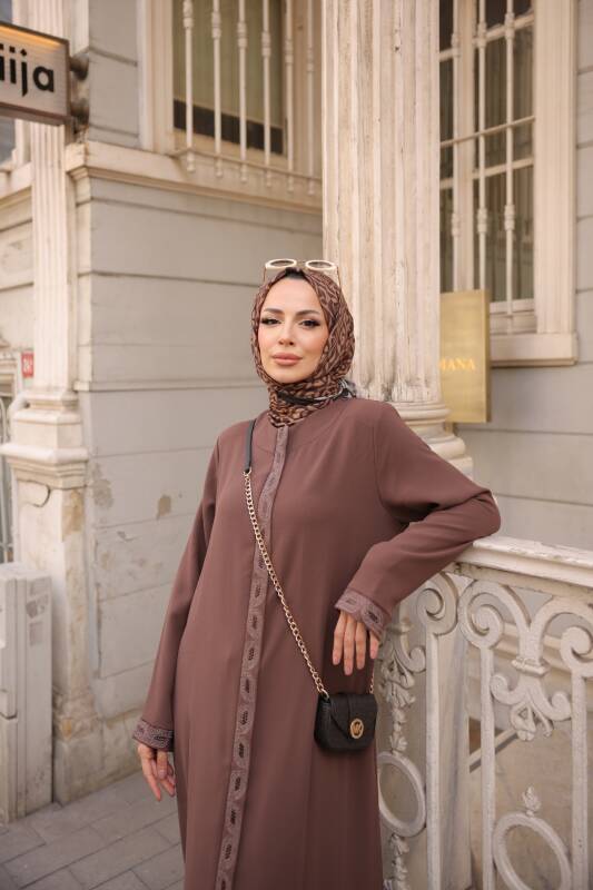 ALYA FERACE & Cappuccino - 2026 - 4
