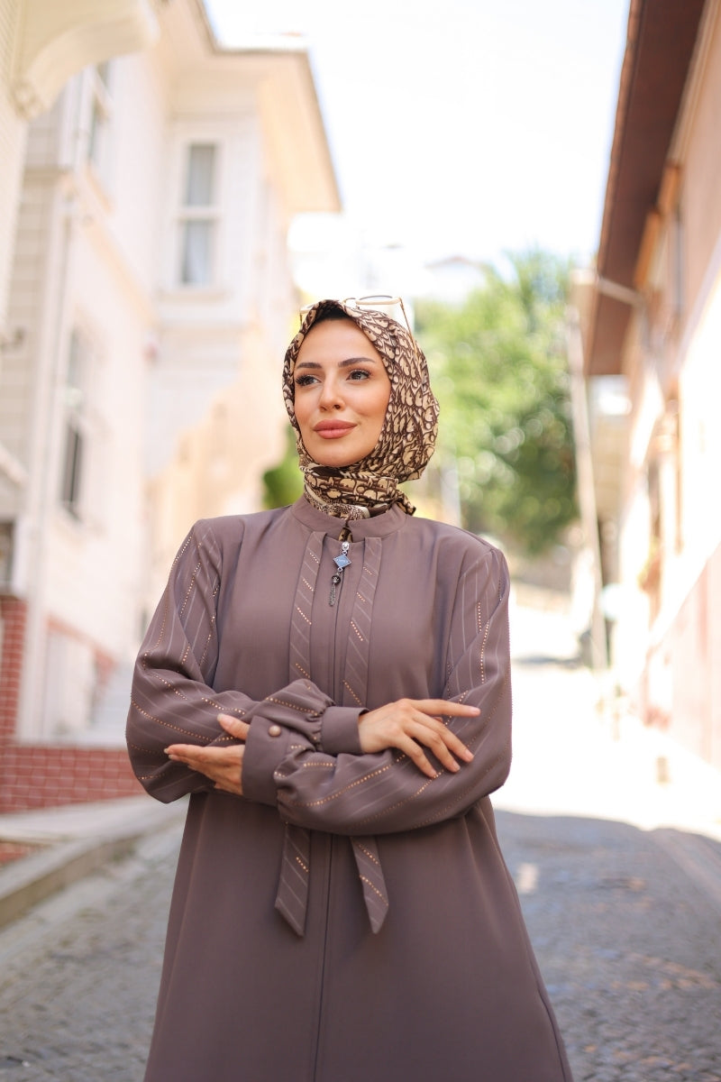 Elaya Ferace Vizon